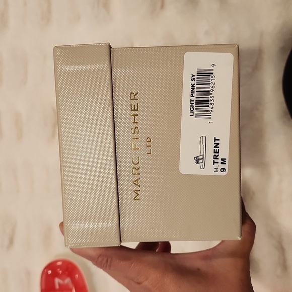 Brand New NIB Marc Fisher Trent Jelly Slide Sandals in Pink size 9 - Picture 12 of 13